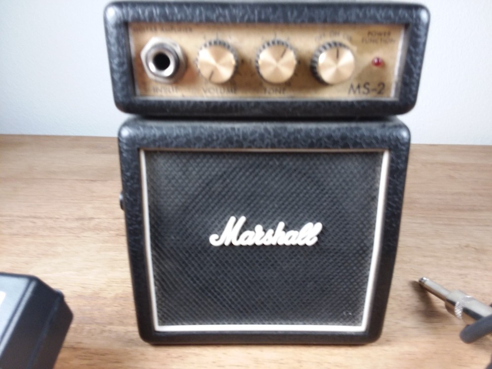 MARSHALL MS-2 Mini Amp with power supply and 6' cable.