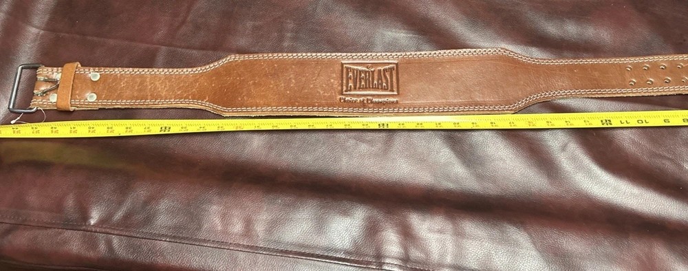 Everlast Weight Lifting Belt Leather! Large?  Workout