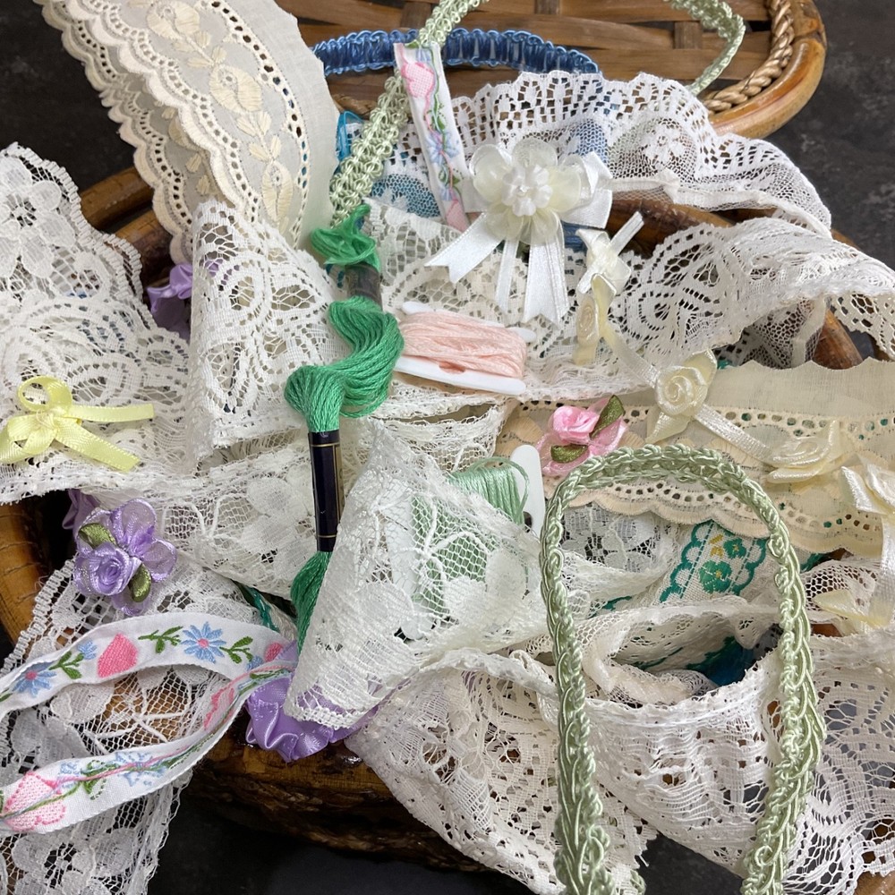 Vintage Sewing Basket Bundle – Fabric, Lace, Ribbon, Embroidery Thread & Pattern