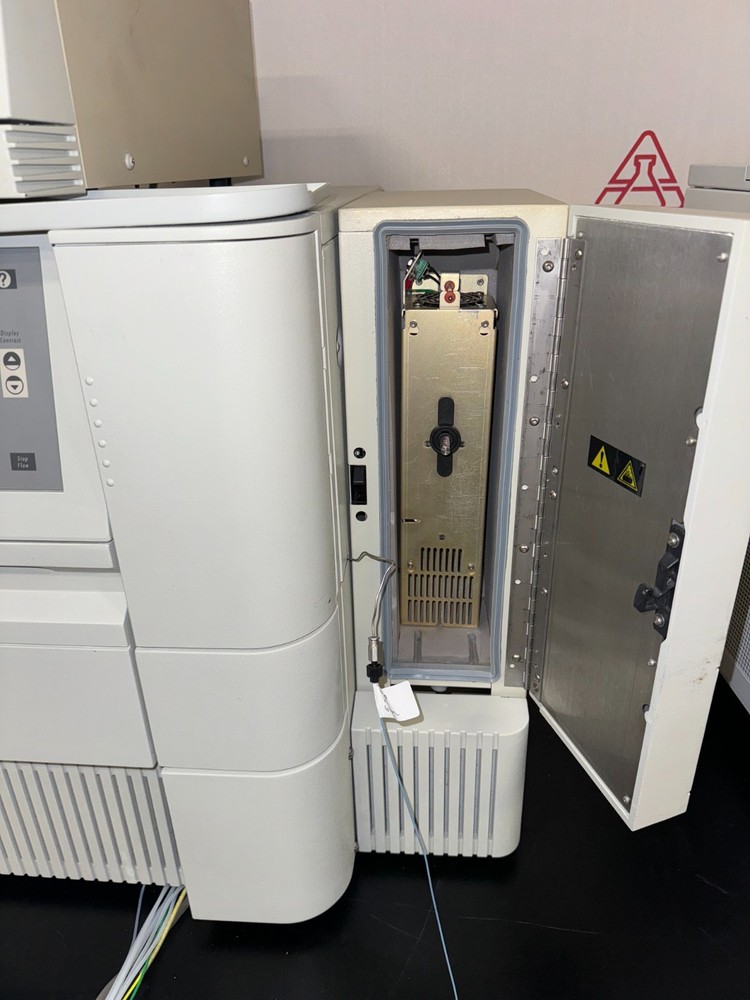 Waters 2695 Separations Module 996 Detector HPLC System #18114