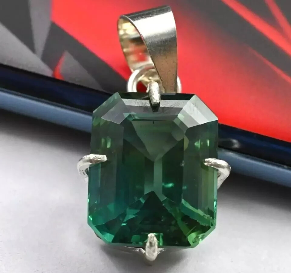 Certified 33.5 Ct+ Natural Emerald 925 Solid Silver Emerald Cut Pendant Gemstone