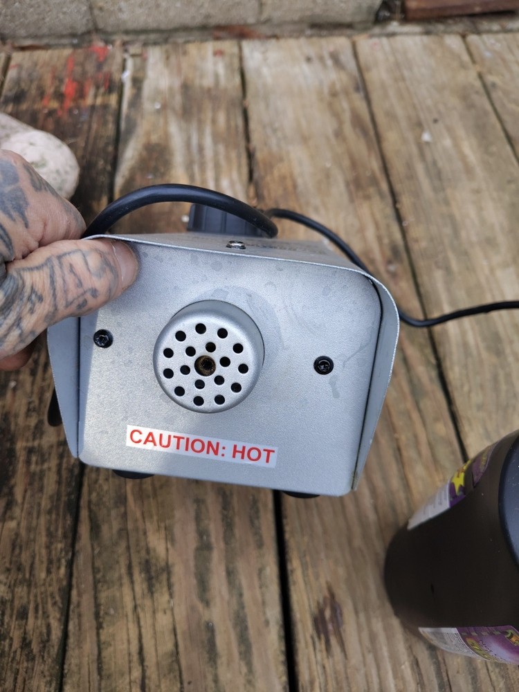 Fog Machine with Party Fog Liquid Machine