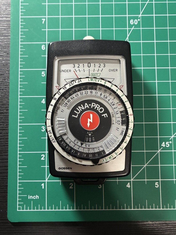 Gossen Luna-Pro F Light Meter