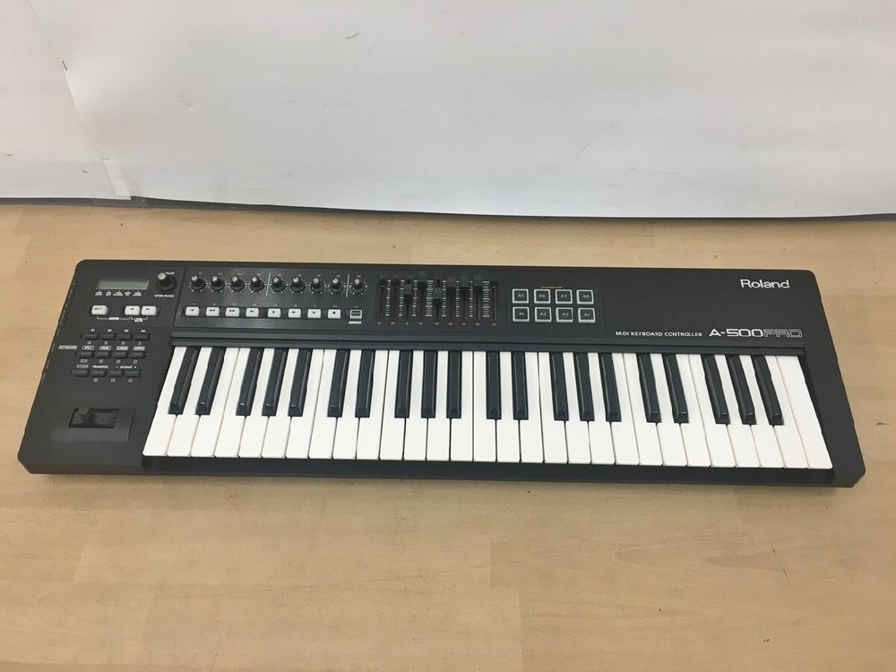 Roland A-500 Pro Midi Keyboard controller