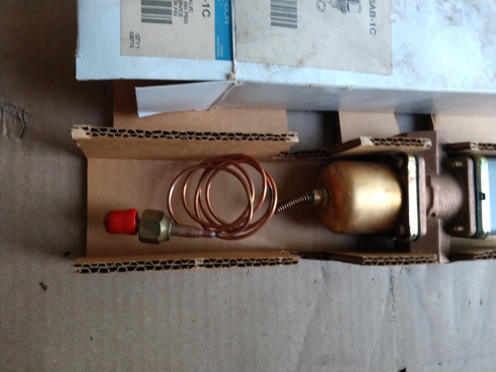 Penn V46AB-1C 1/2" Pressure Actuated 1/2" water valve 70 to 250 psig BRAND NEW