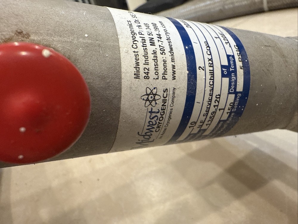 Vacuum jacketed CRYO hose