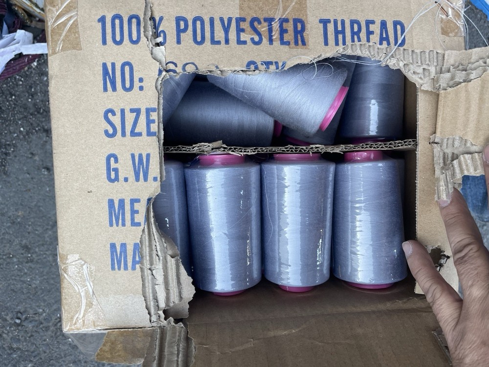 polyester thread lot sewing machine 27000 Cones