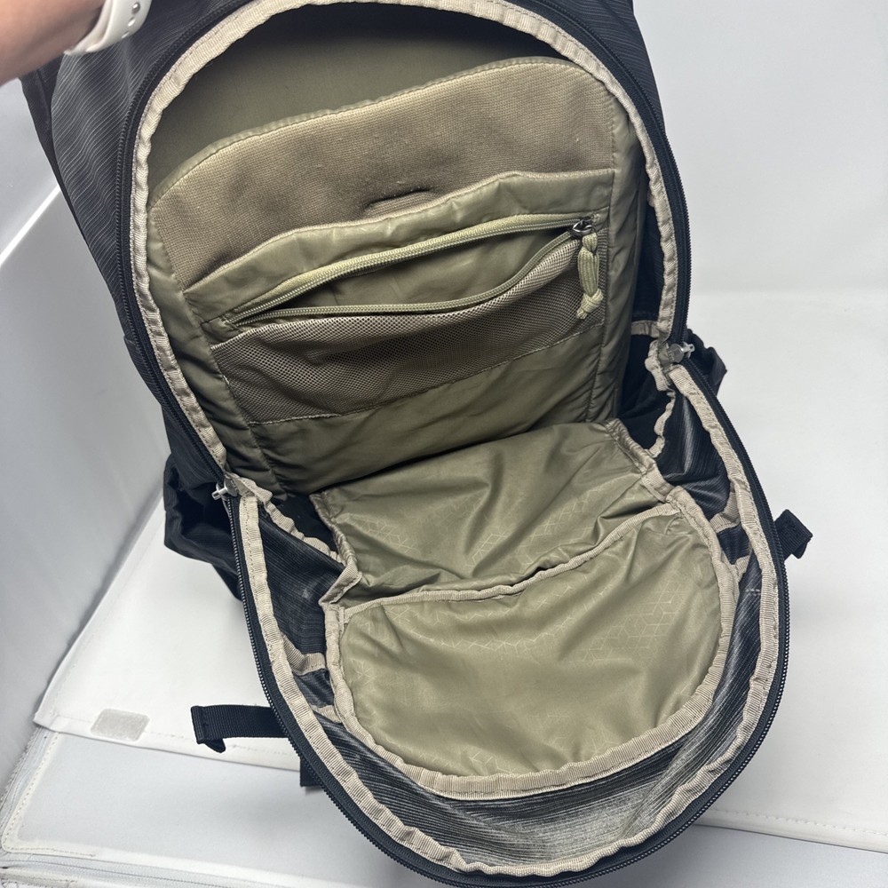 Thule Construct Backpack 24L Laptop Black Travel Work School