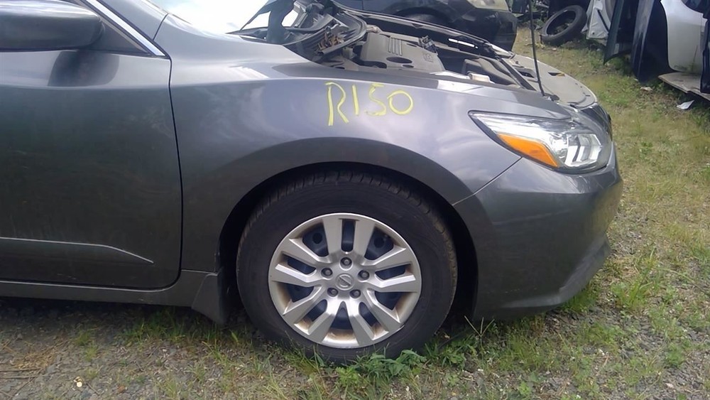 ALTIMA 2017 High Mounted Stop Light 1100169