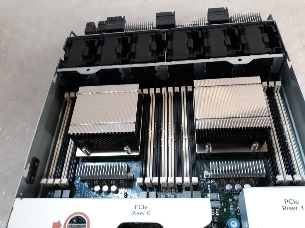 Pure Storage 83-0107-00 Flash Array m10 R2 Controller 2x Intel E5-2620V4 NO RAM