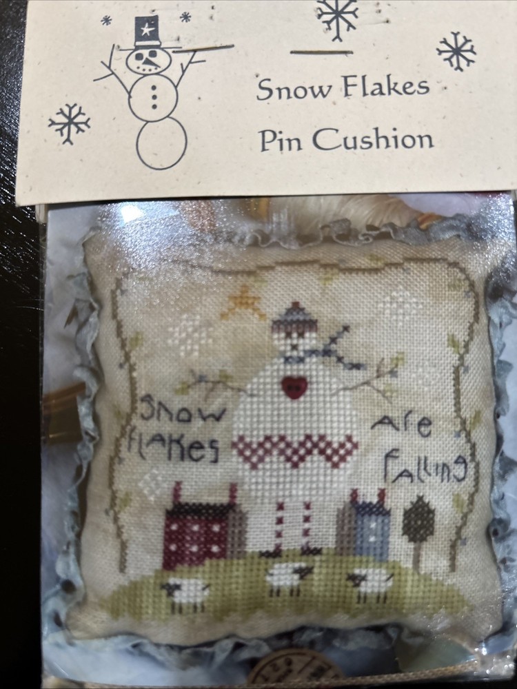 Snowflake Pincushion quilting pattern Sealed
