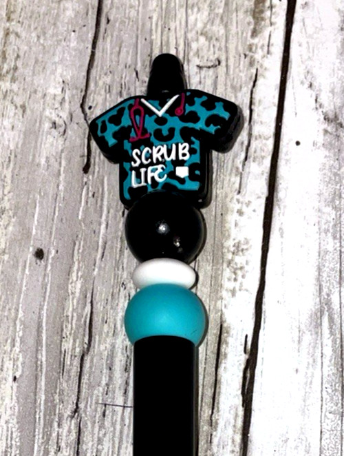 4 miscellaneous beaded pens with 1 ink refill each