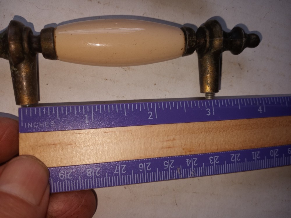 17 CABINET Hardware porcelain handles and knobs set