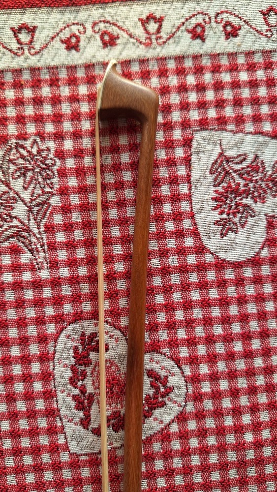 Antique violin bow 4/4