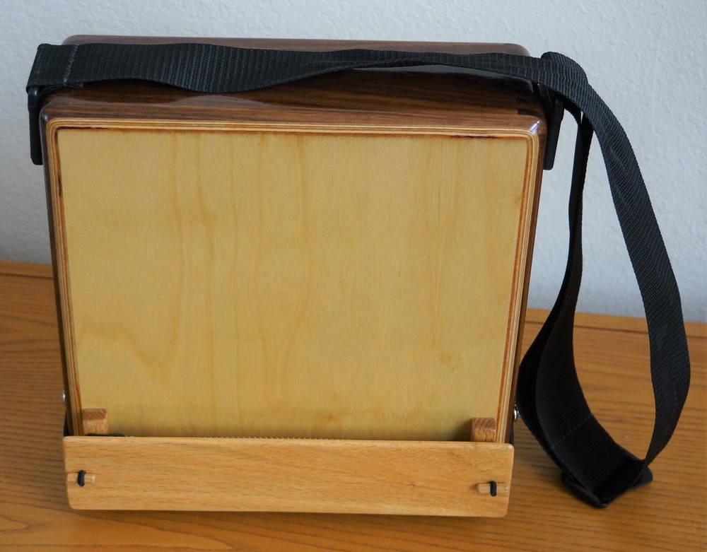 Rodilla Cajon...Walnut Model 12"