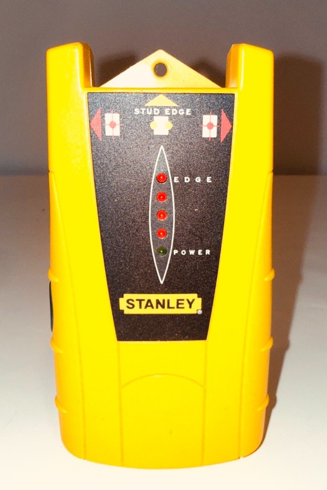 Stanley Yellow Stud Edge Finder Scanner Detector *3.4b