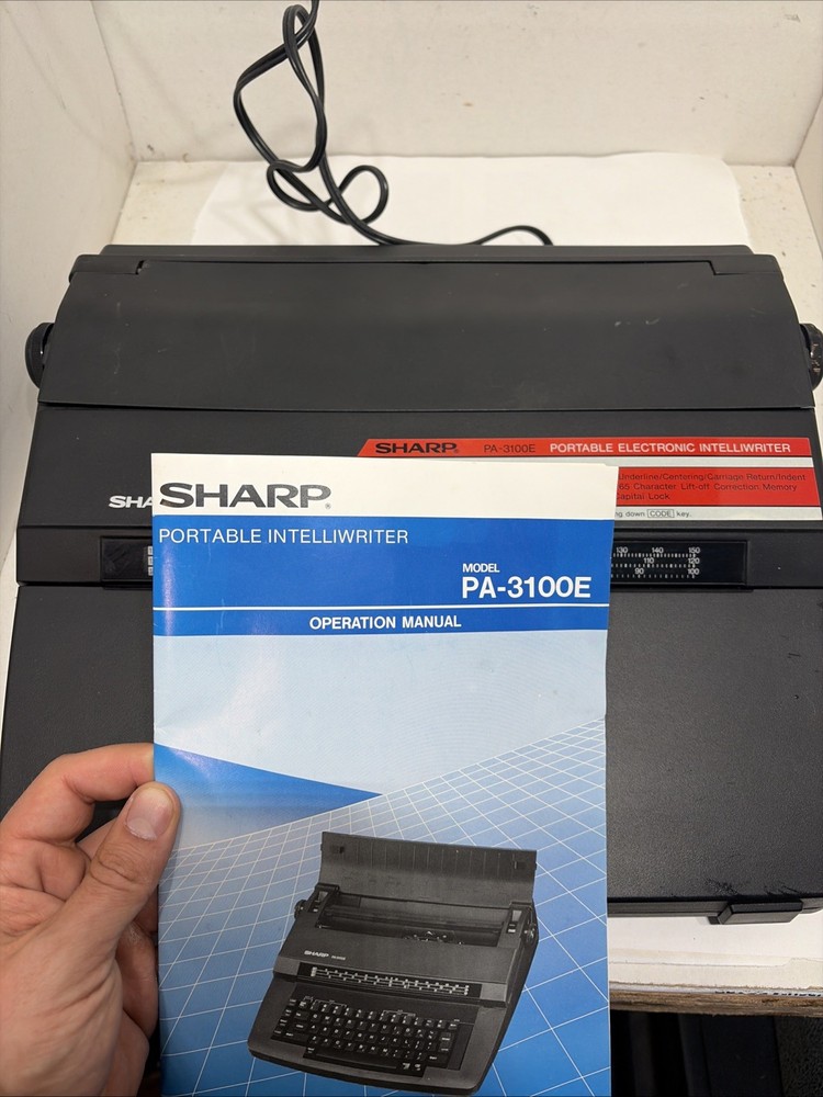 SHARP PA-3100E Portable Electronic Typewriter & manual | TESTED