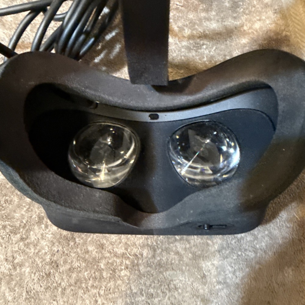 Oculus Rift Virtual Reality Headset with Controllers & Sensors