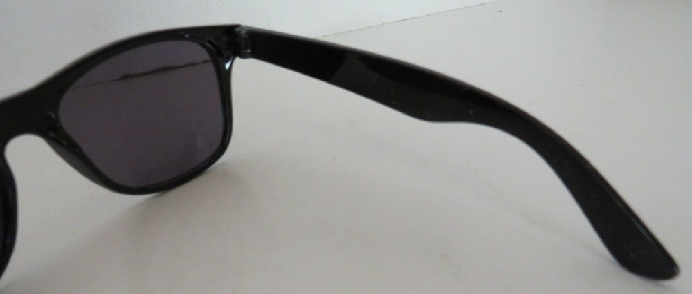 WHIMSICAL VACATIONS SUNGLASSES - Black Frames - New
