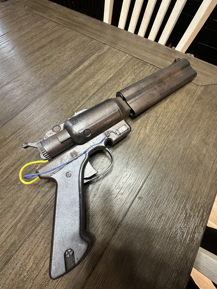 Arc Raiders Anvil prop replica complete with display stand & forge Print