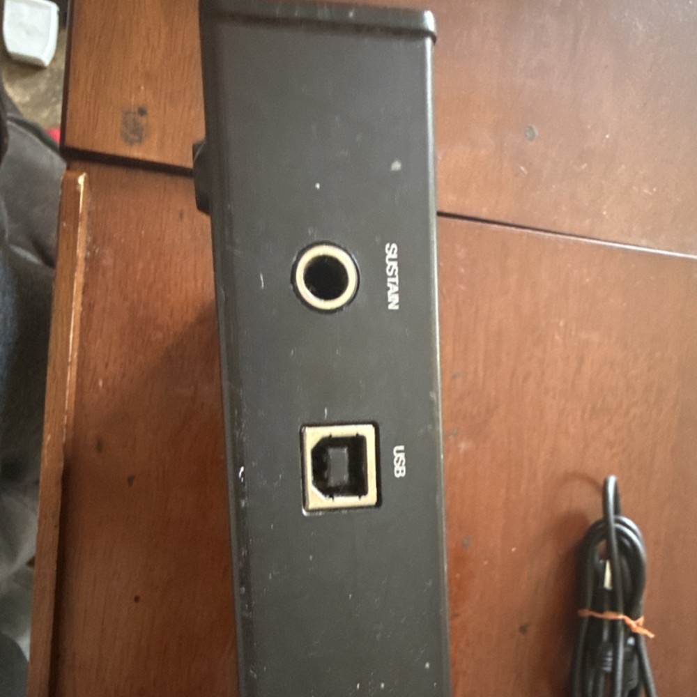 Akai MPK Mini MK3 - 25-Key MIDI Controller - INCLUDES USB CABLE - Black