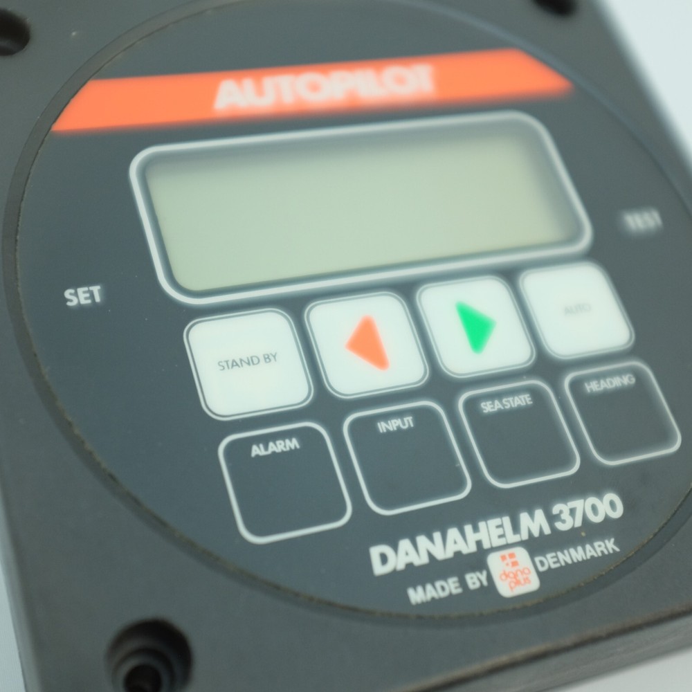 DanaHelm 3700 AUTOPILOT 3701 Control Unit -