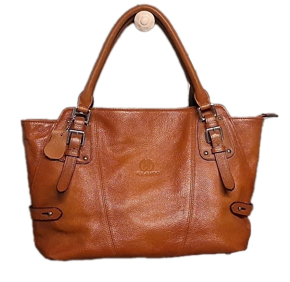YOLANDO LEATHER HAND BAG CAMEL COLOR