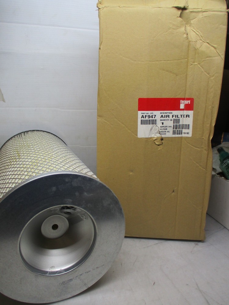 Fleetguard AF947 Air Filter