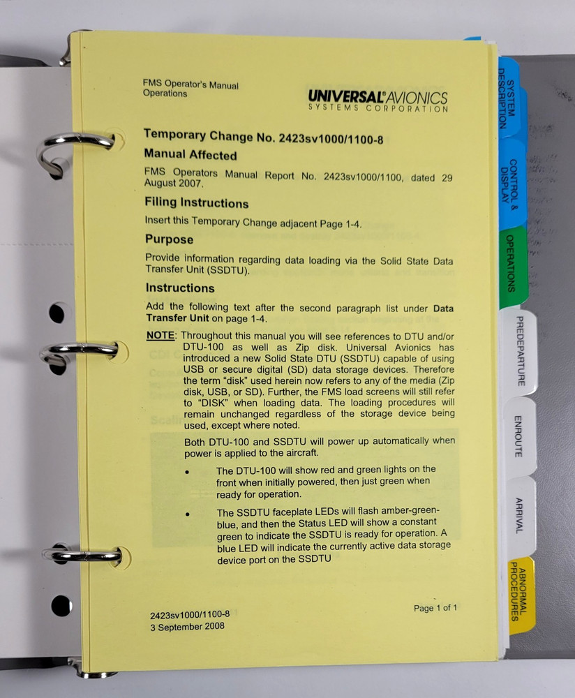 Universal Avionics FMS Operator's Manual 2008 3 Ring Binder