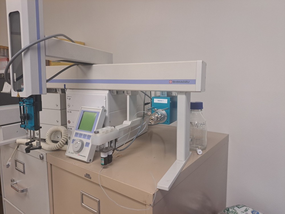 SHIMADZU AUTO SAMPLER/AUTO INJECTOR SIL 5000
