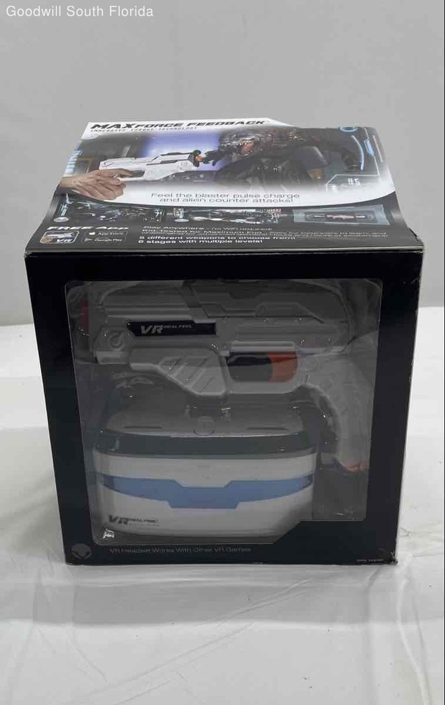 White VR Real Feel Alien Blasters 3D Reality Simulation Not Tested