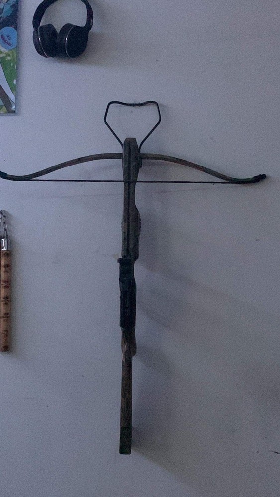 crossbow used