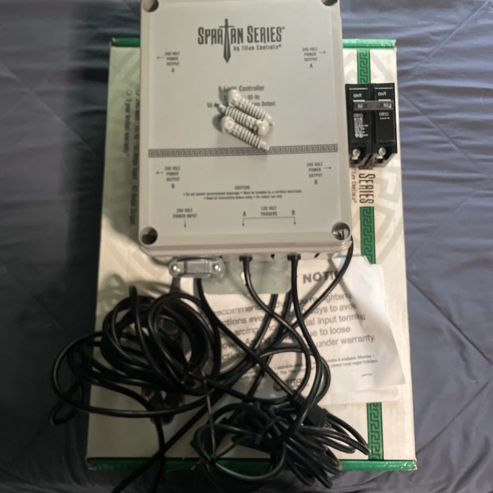Titan Controls Spartan Series 8 Light Controller 240V