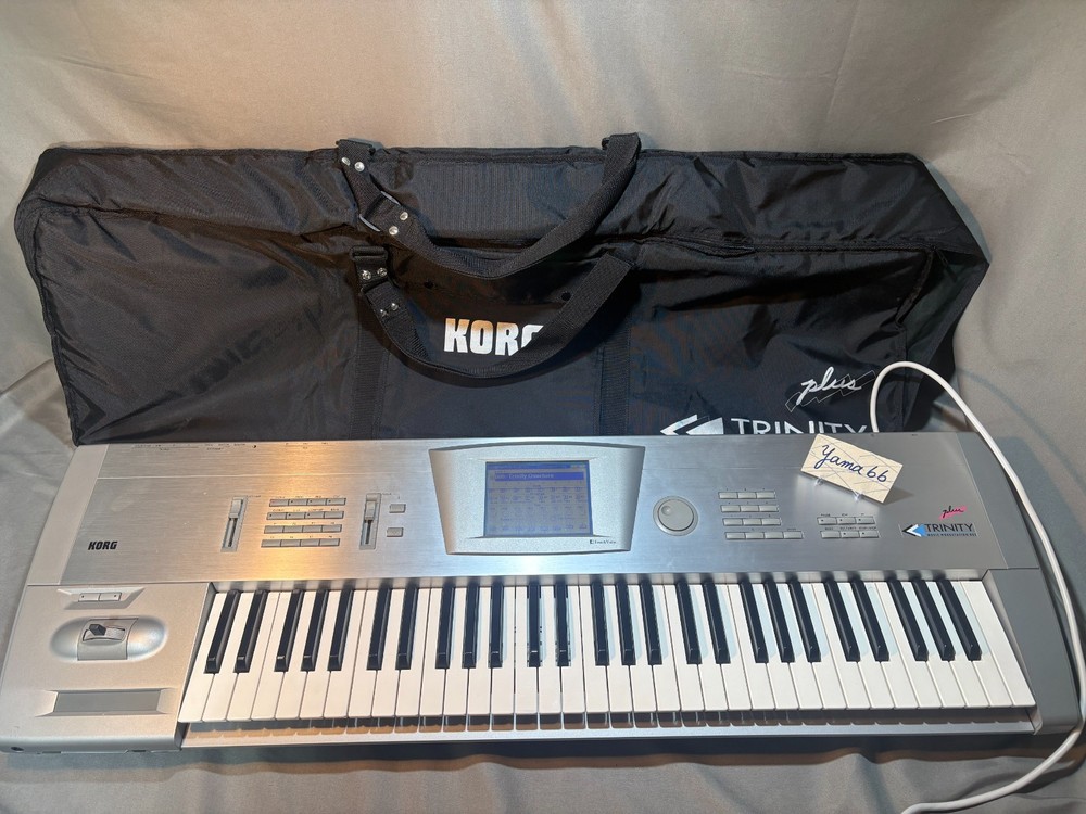 KORG TRINITY Plus 61-Key Keyboard Synthesizer with soft case