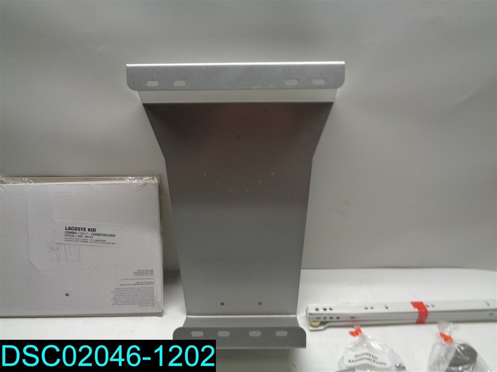 Display: LACOSTE KID COMBO SS17 COUNTERCARD Optical Sun