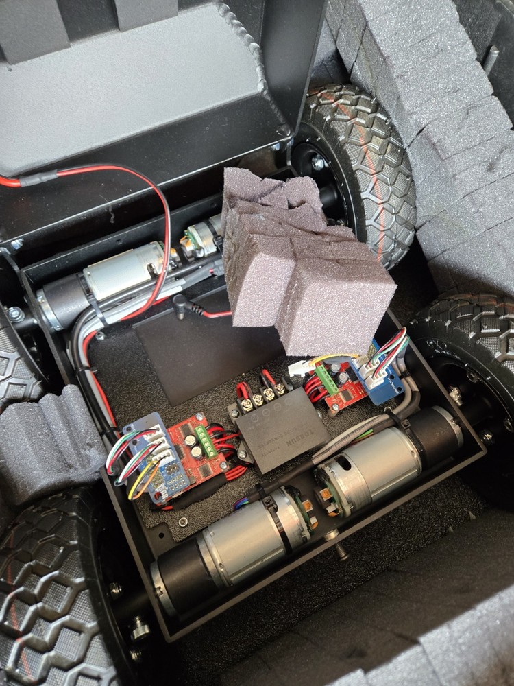 As IS SuperDroid Groundhog Robot