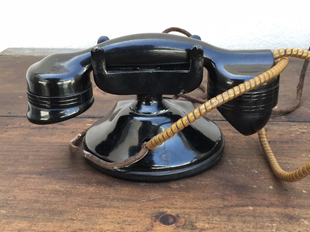 Monophone no dial Automatic Electric Company with working Ringer Box set.
