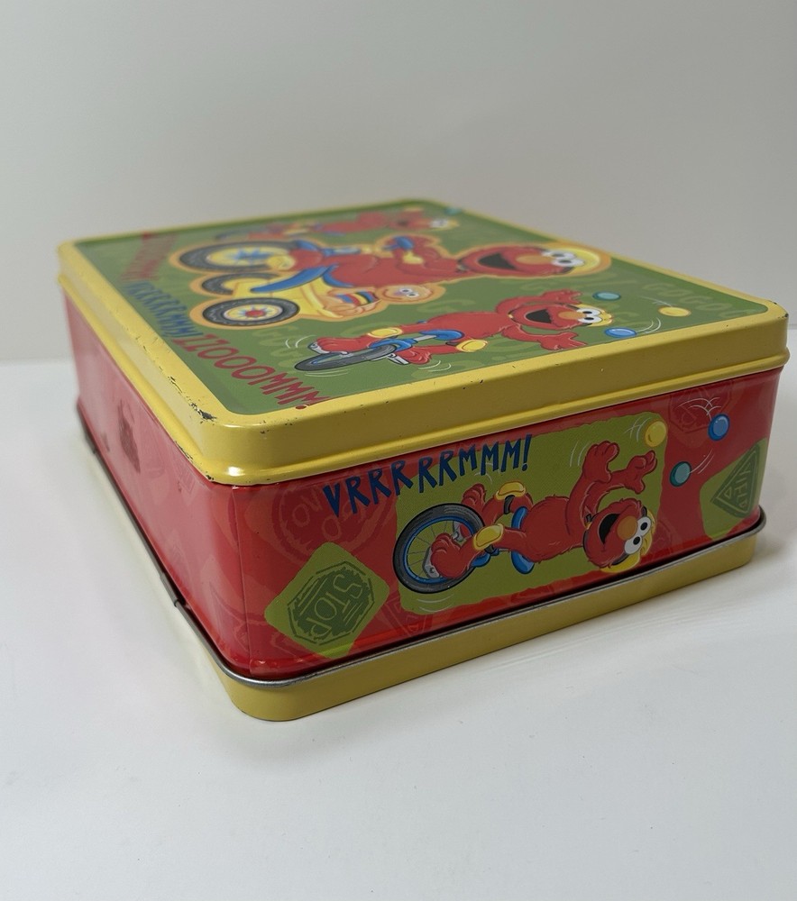 ELMO LUNCH BOX SESAME WORKSHOP TIN WITH PLASTIC HANDLE