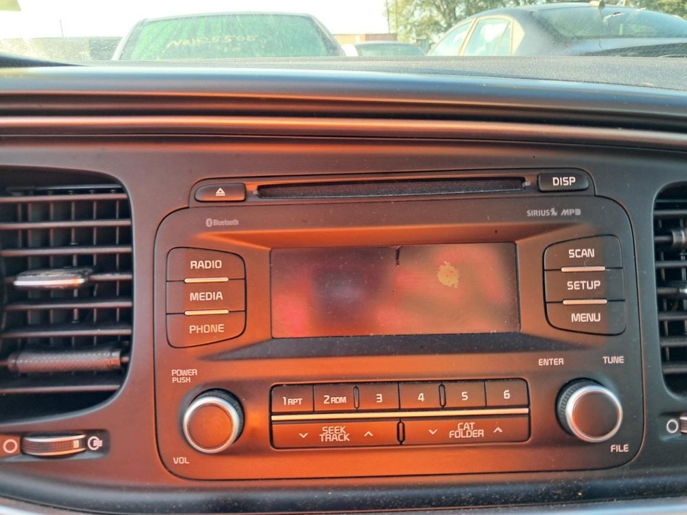 OPTIMAKIA 2015 Glove Box 4765526