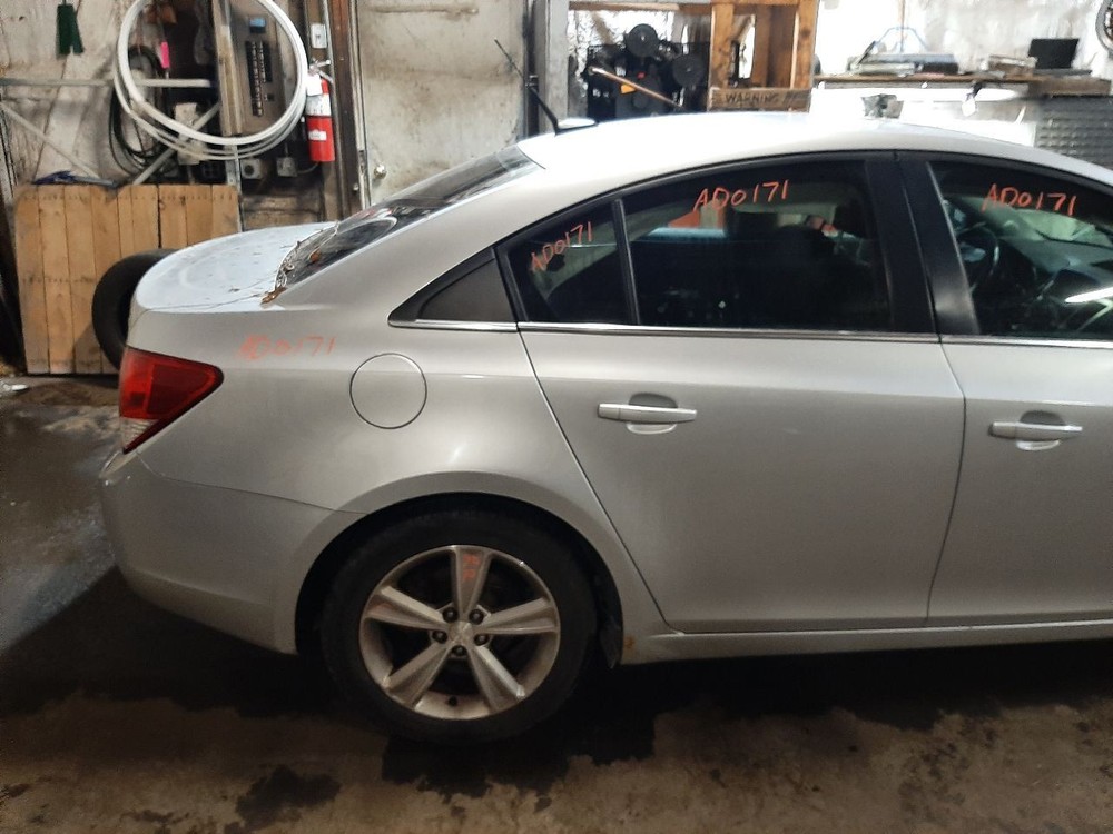 CRUZE 2012 Antenna 1073375