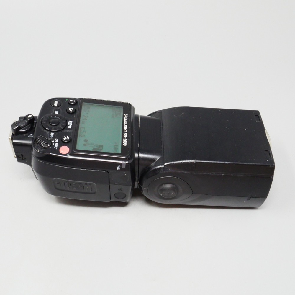Nikon SB-5000 AF Speedlight Flash – Battery Tested