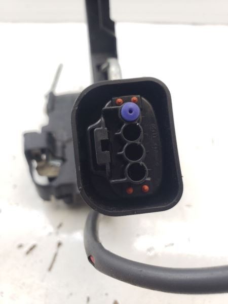 CAMRY 2000 Door Lock Actuator 737698 OEM