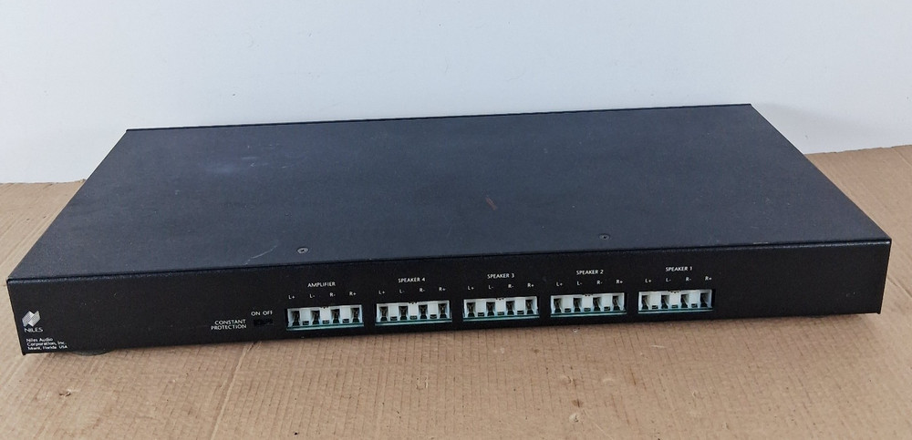Niles SVL-4 Speaker Selector Switcher Volume Controller System 4 Pairs Not Test