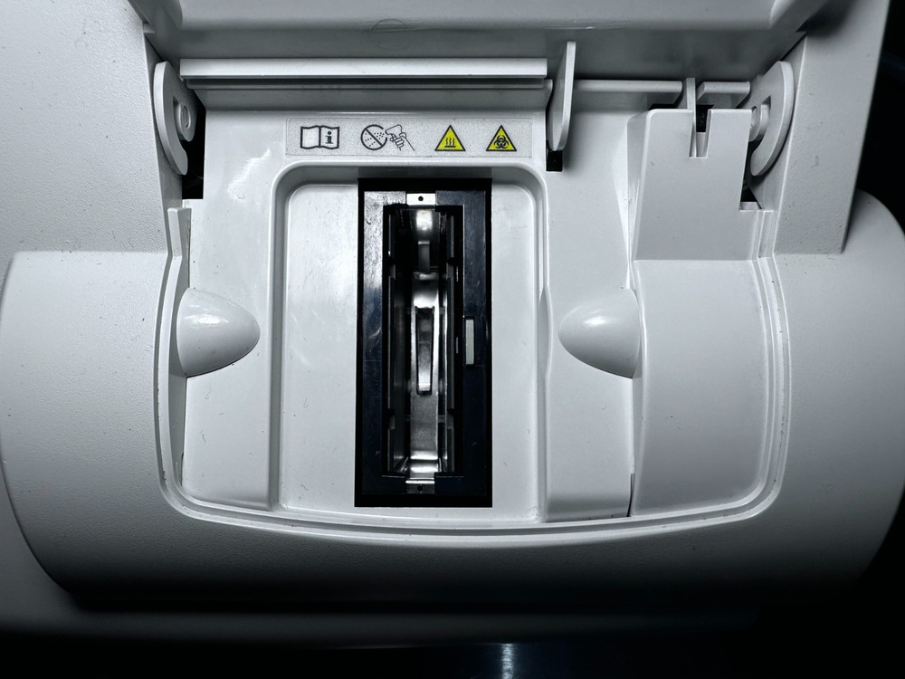 Siemens DCA Vantage Analyzer | HbA1c Testing | Tested & Powers On