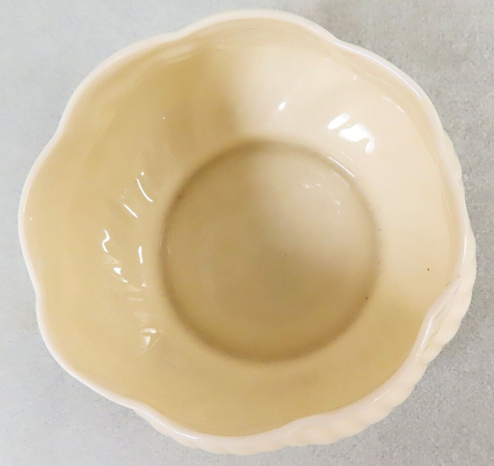 IRISH BELLEEK RIBBON PATTERN OPEN SUGAR - 3rd GREEN MARK