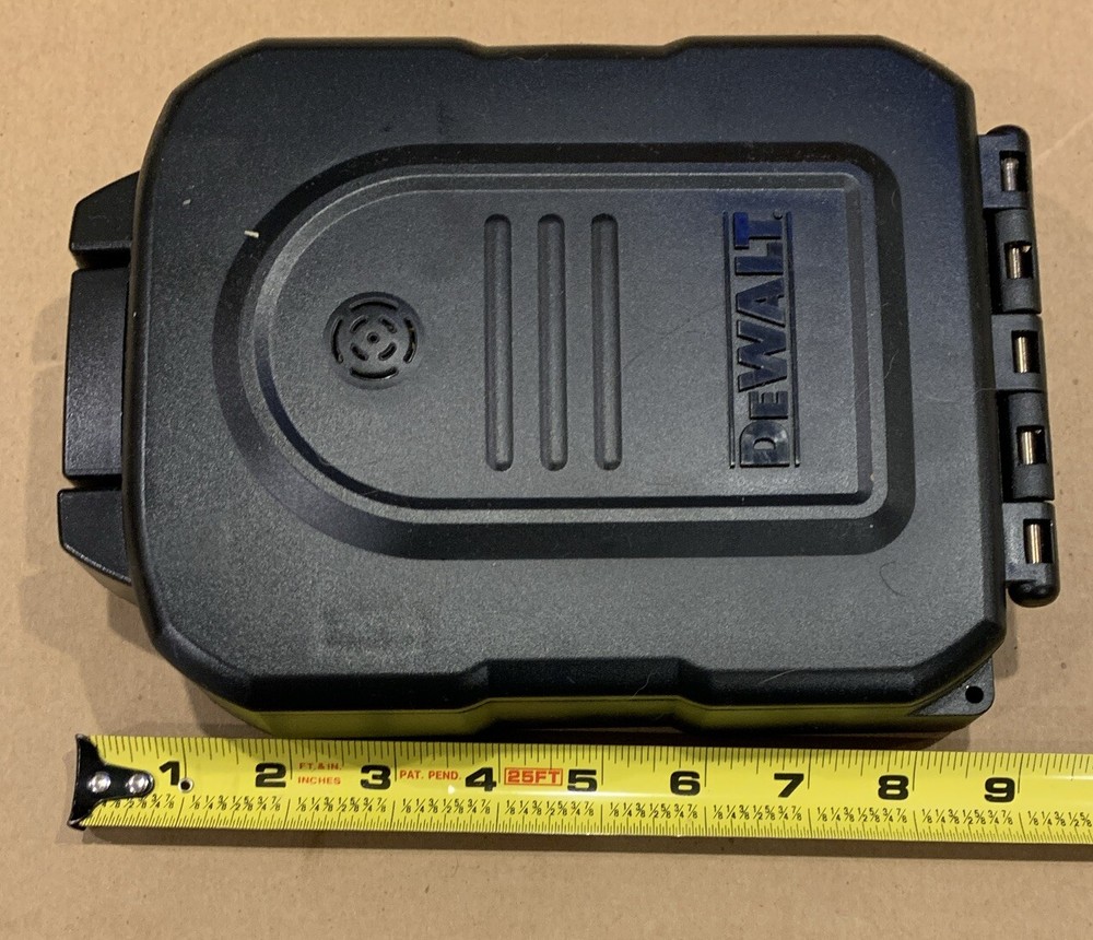 DEWALT DS505 Mobilelock Extended Run-Time Adapter w/ Power Cord