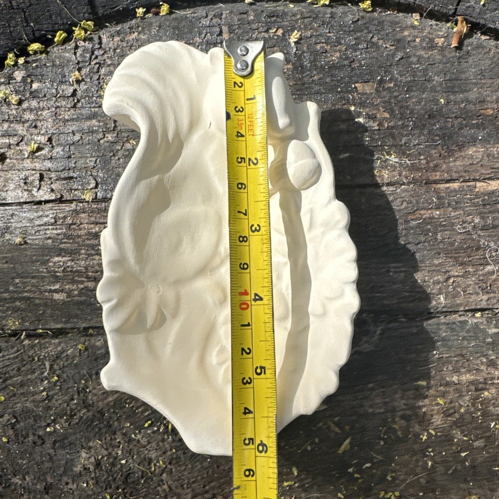 Vintage Squirrel Spoon Rest (bisque)