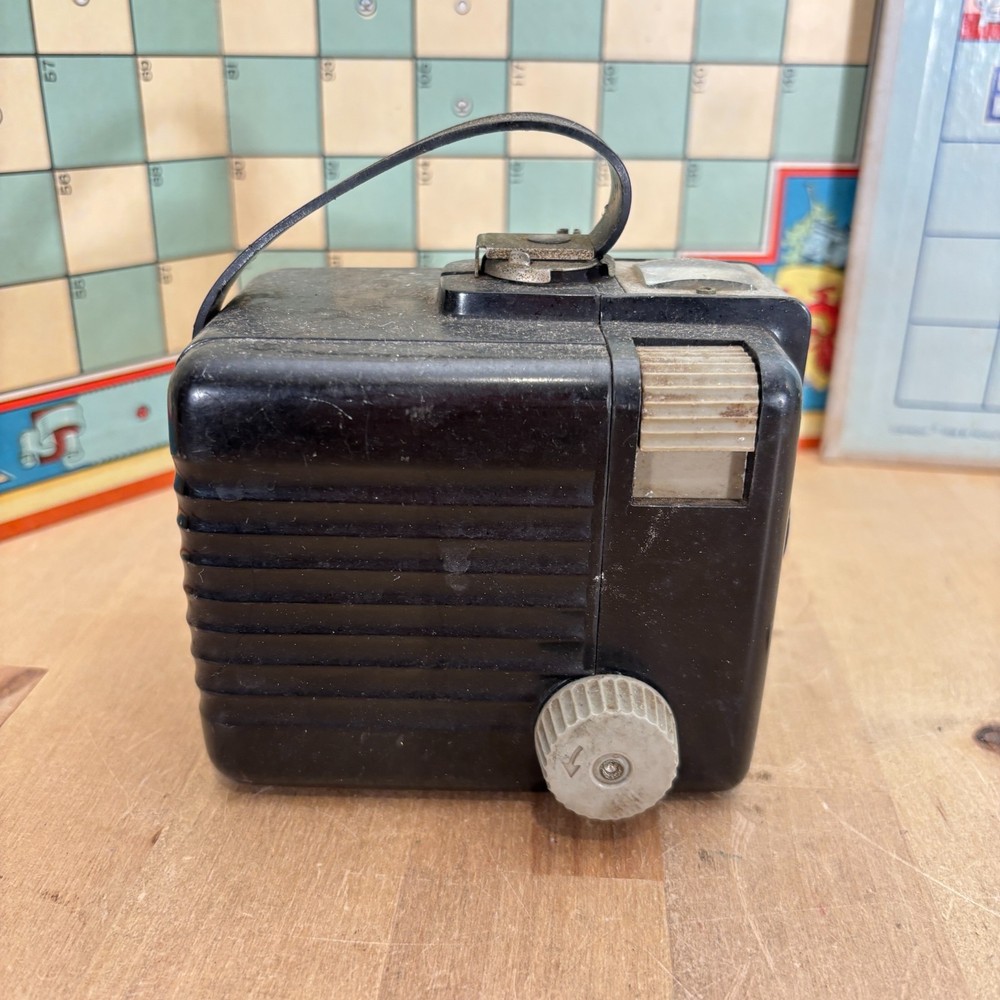 Kodak Brownie Hawkeye Flash Model Camera – Untested As-Is – Vintage Box Camera