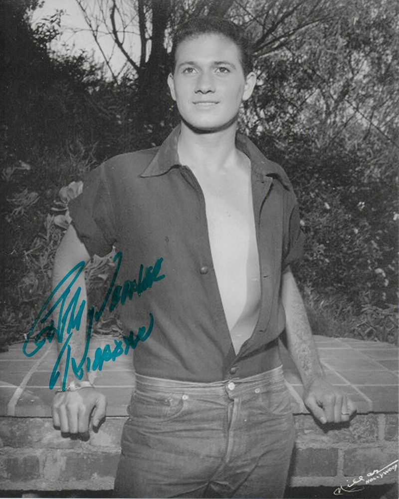 Christopher Riordan Original Autographed 8X10 photo #3