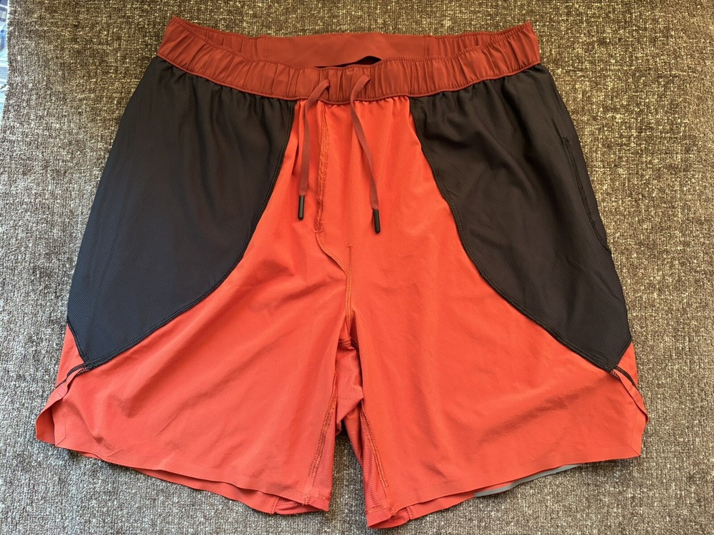 Lululemon Switch Up Short 7’ Men Medium size